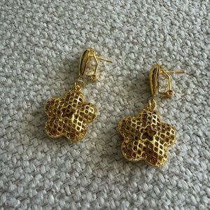 Gold Flower Drop Earrings